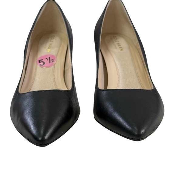 Cole Haan Go To Park Black Leather Almond Toe Pumps Size 5.5B - Picture 4 of 16